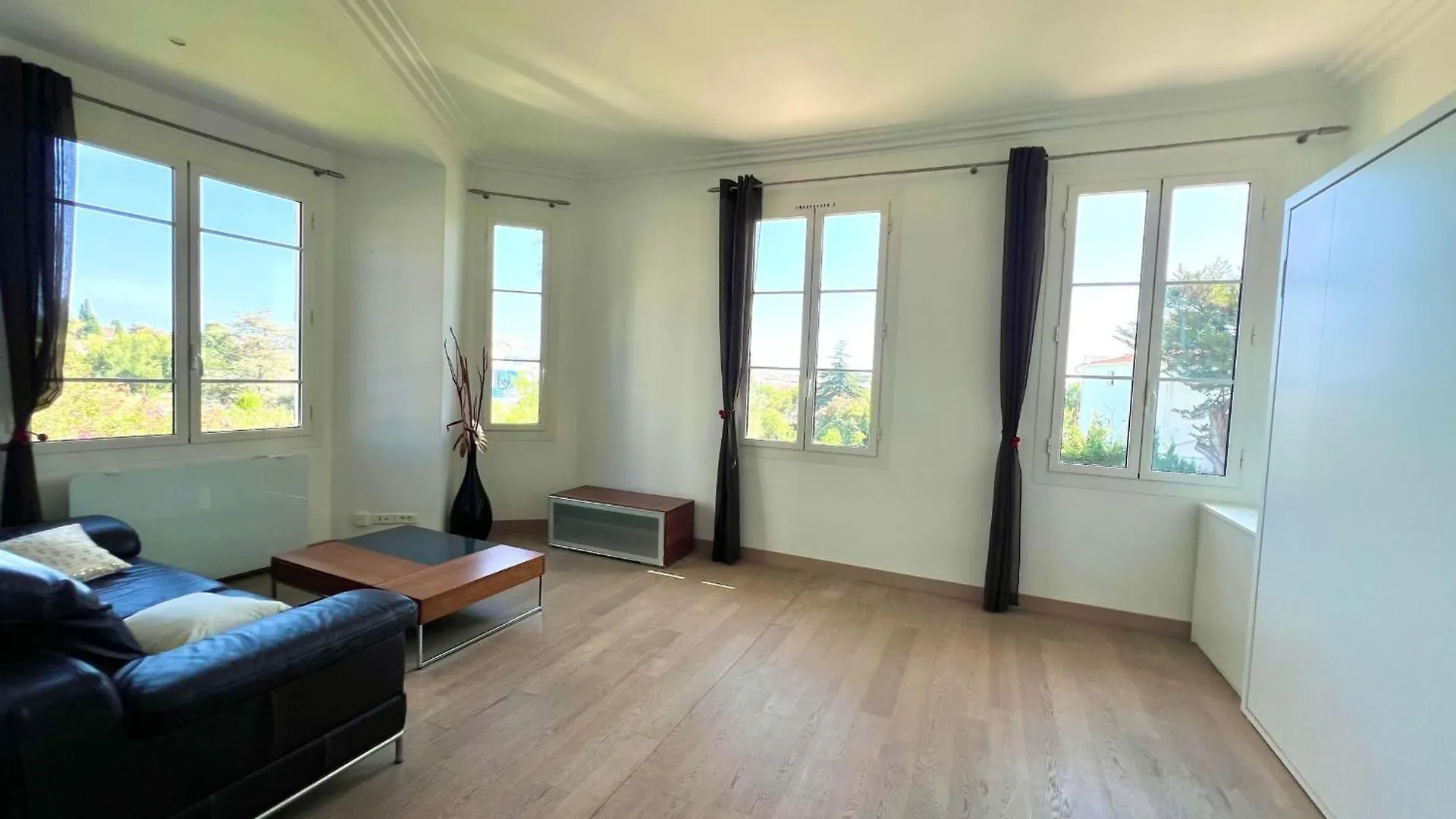 Apartment Juan Les Pins 6 People Pool Tennis France