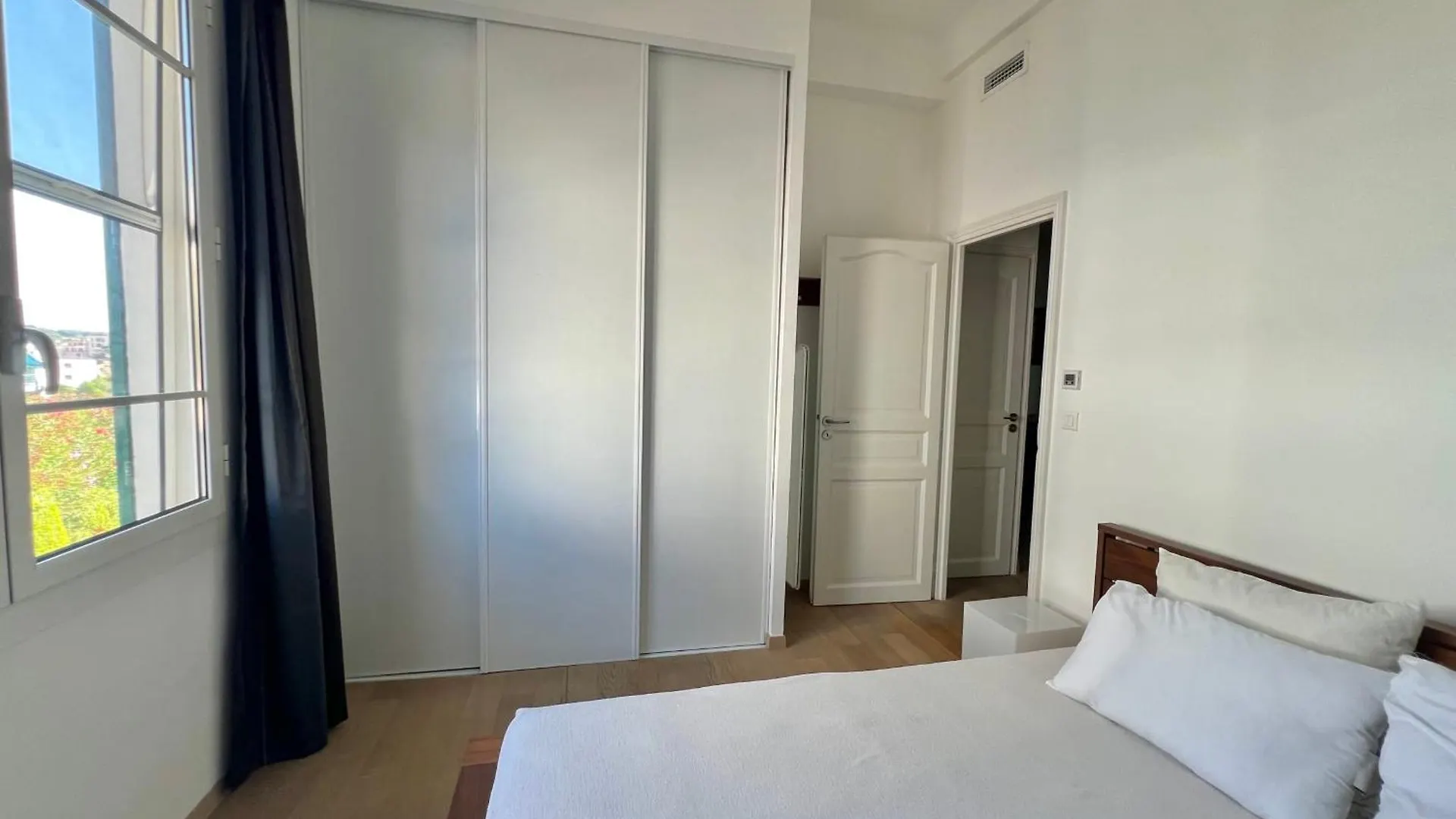 Apartment Juan Les Pins 6 People Pool Tennis